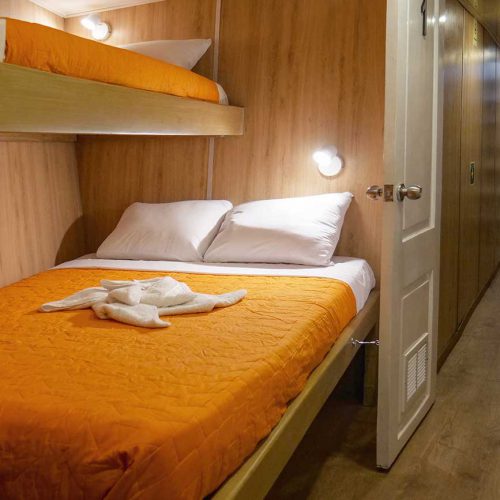 Unteres Deck der Tauch-Yacht Aqua Kabine Galapagos-Kreuzfahrt